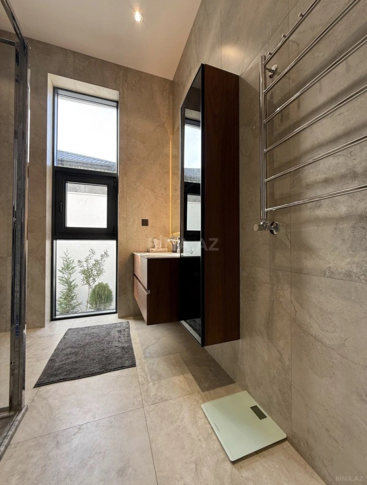 Kirayə verilir 4 otaqlı həyət evi 220 m²