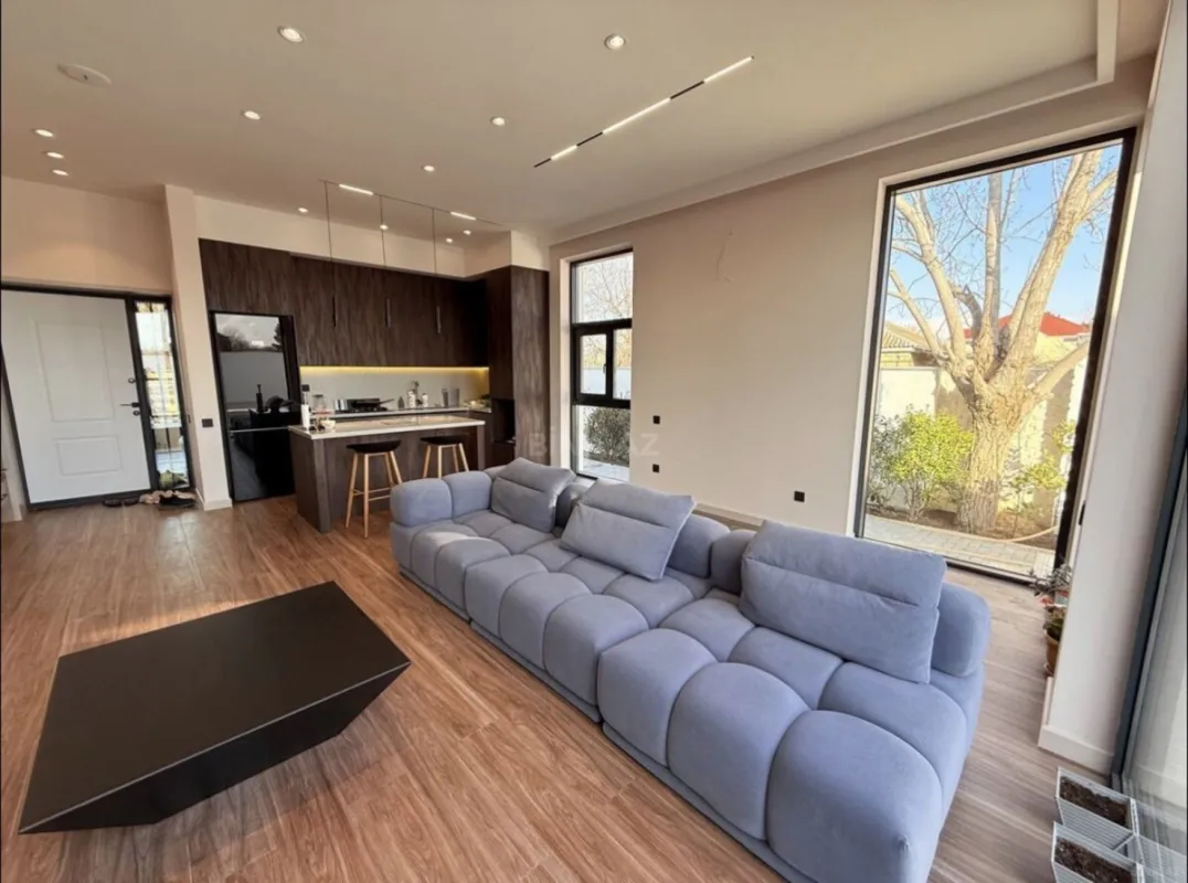 Kirayə verilir 4 otaqlı həyət evi 220 m²