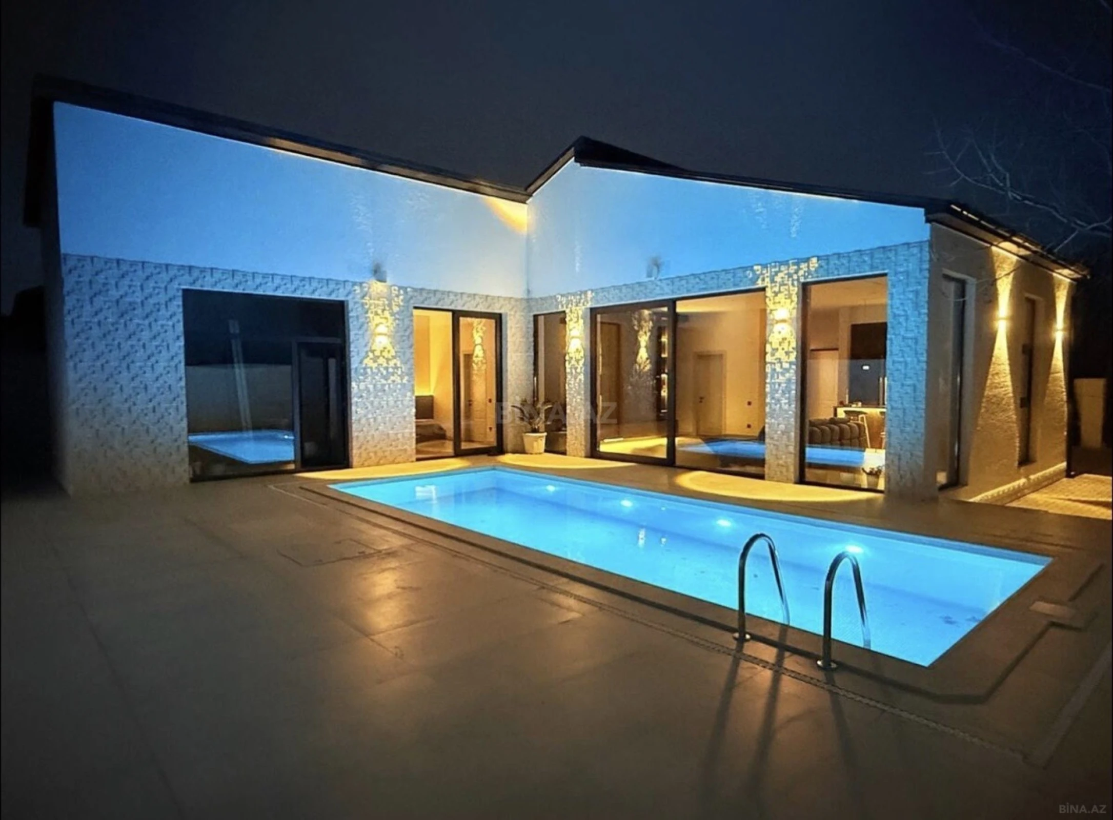 Kirayə verilir 4 otaqlı həyət evi 220 m²