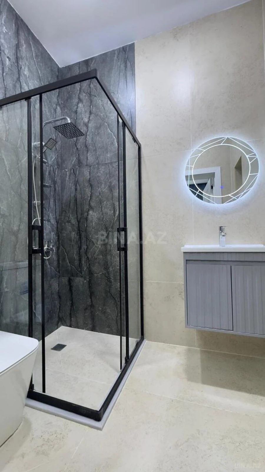 Satılır 4 otaqlı həyət evi 130 m²