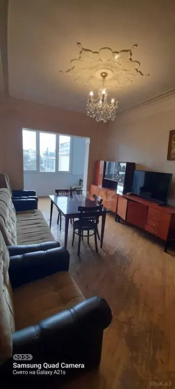 Satılır 2 otaqlı mənzil 65 m²