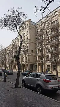 Satılır 3 otaqlı mənzil 80 m² — Bakı, Sahil qəs. 3 otaq 80.00 m²