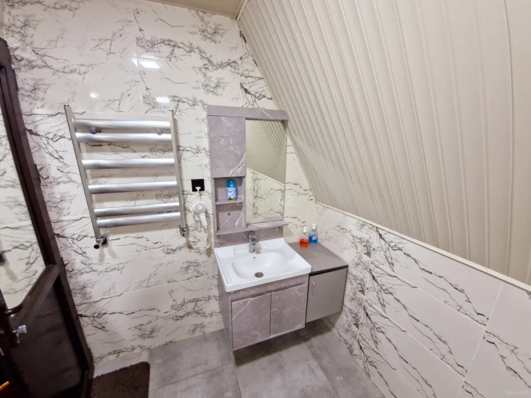 Kirayə verilir 5 otaqlı həyət evi 150 m²