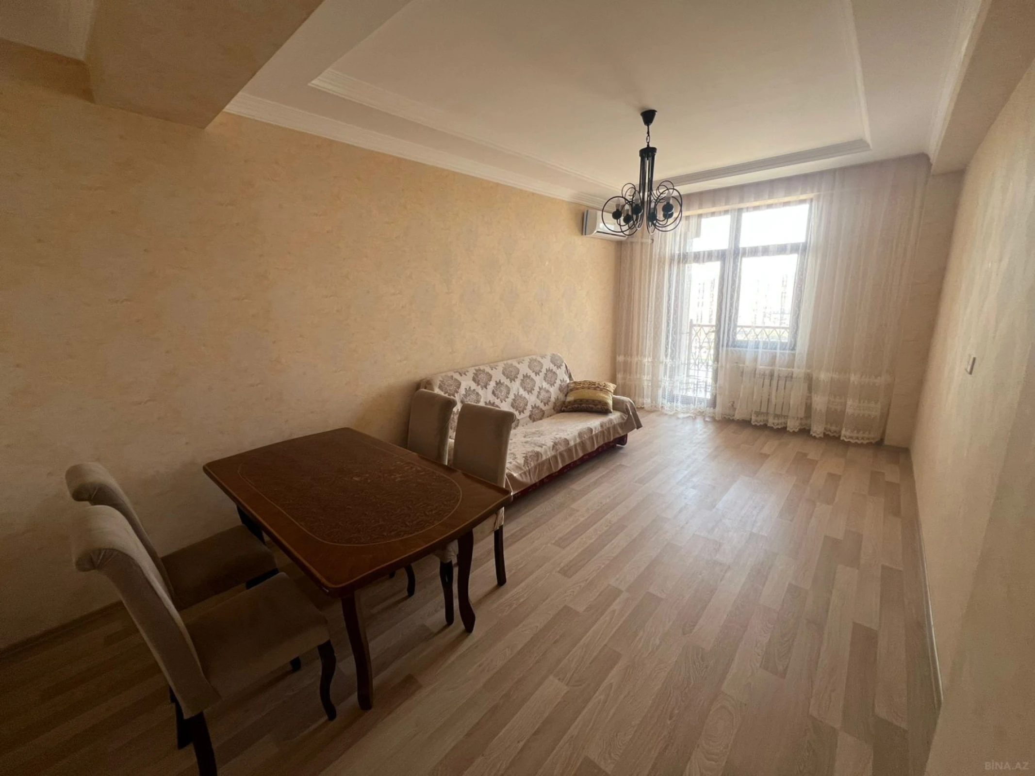 Kirayə verilir 3 otaqlı mənzil 100 m²