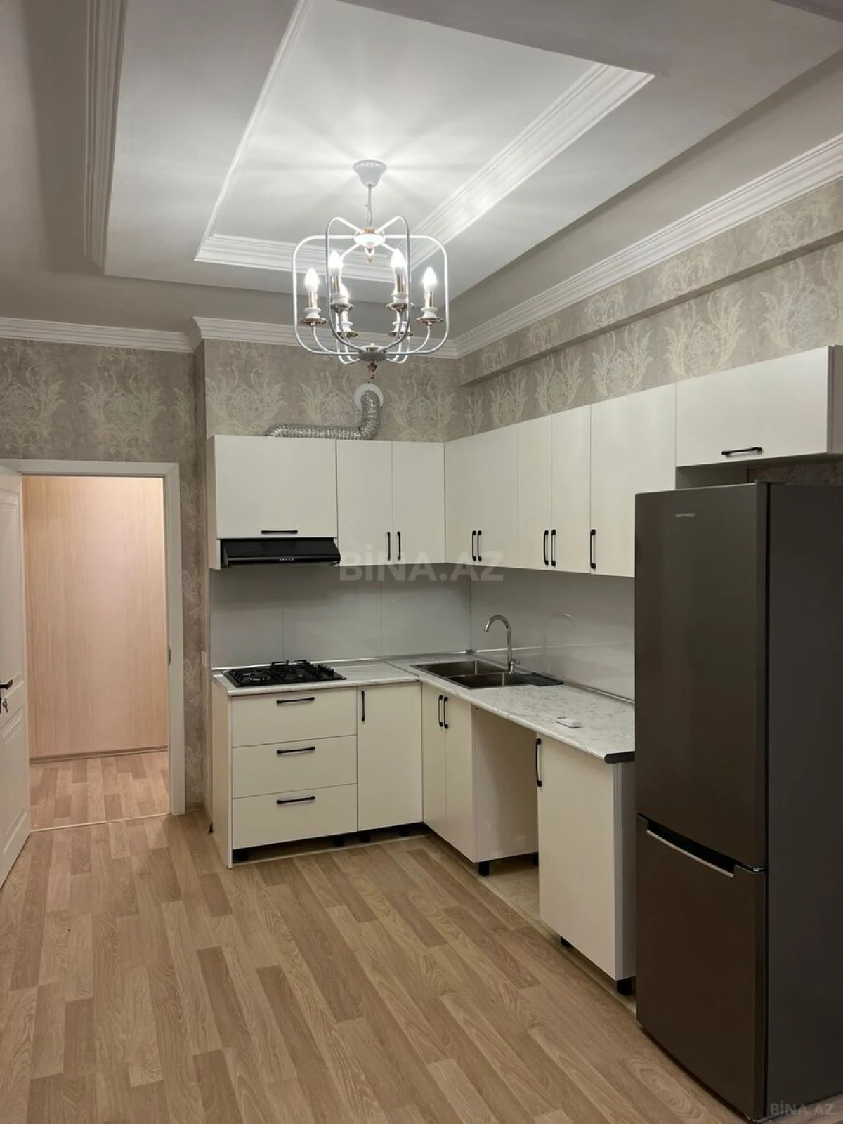 Kirayə verilir 3 otaqlı mənzil 100 m²