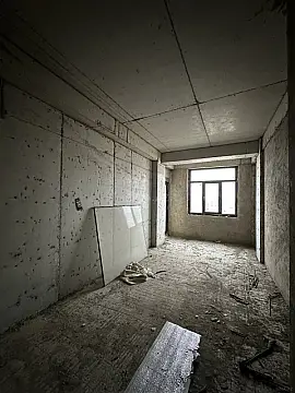 Satılır 3 otaqlı mənzil 141 m²