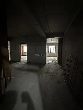 Satılır 3 otaqlı mənzil 141 m²