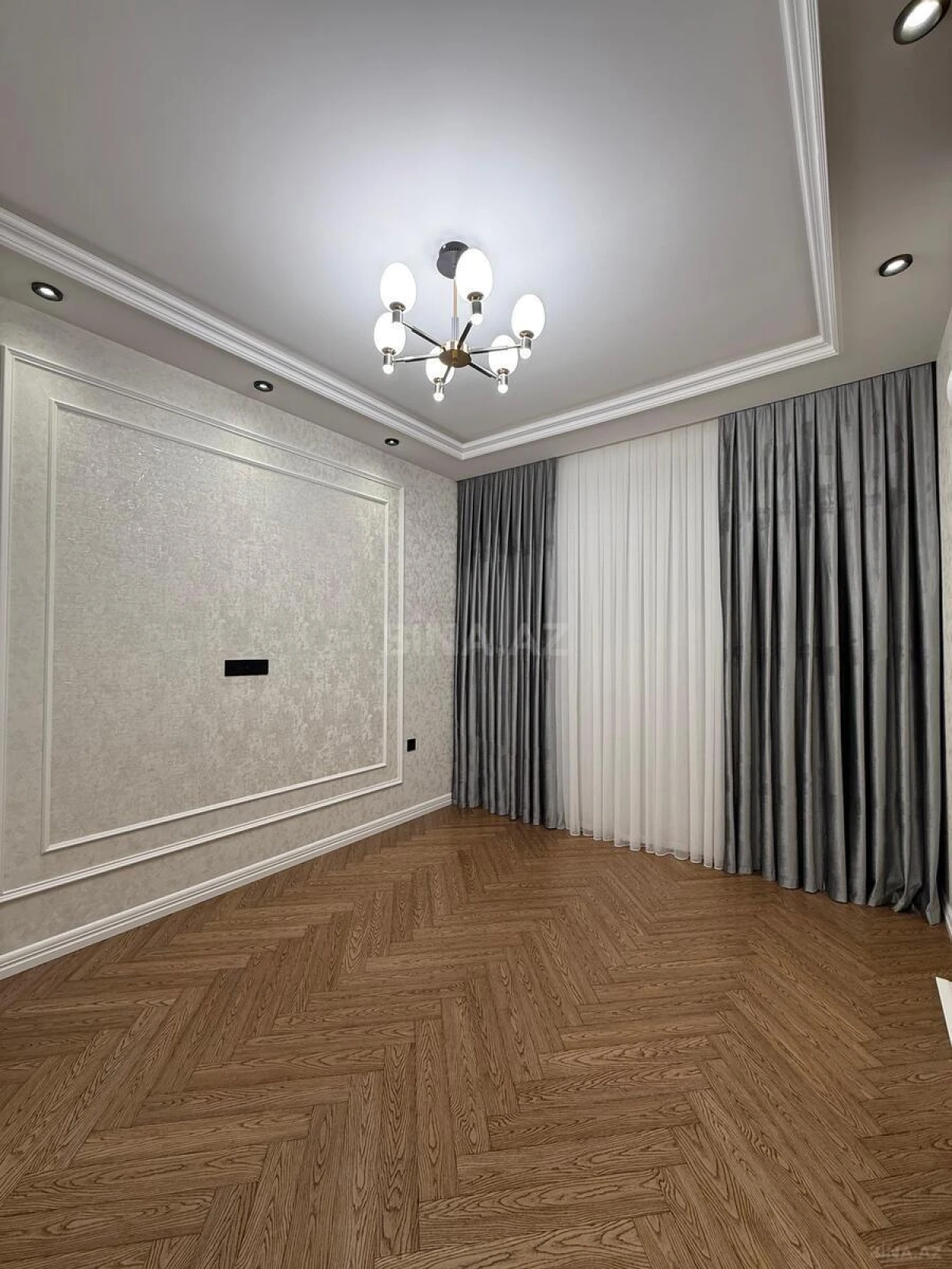 Satılır 3 otaqlı mənzil 91 m²