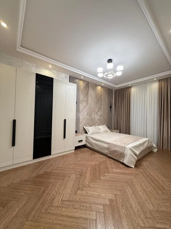 Satılır 3 otaqlı mənzil 91 m²