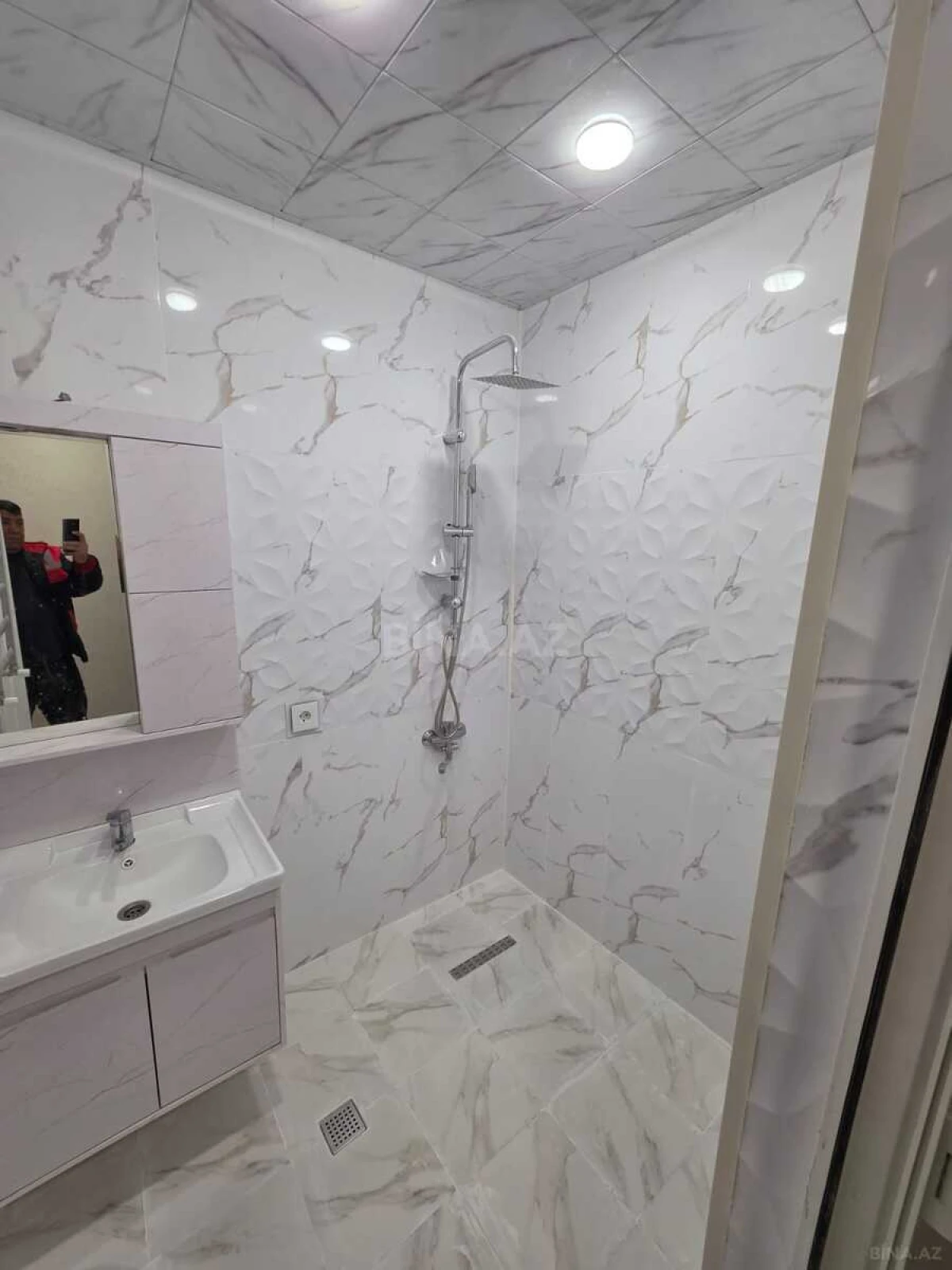Satılır 3 otaqlı mənzil 80 m²
