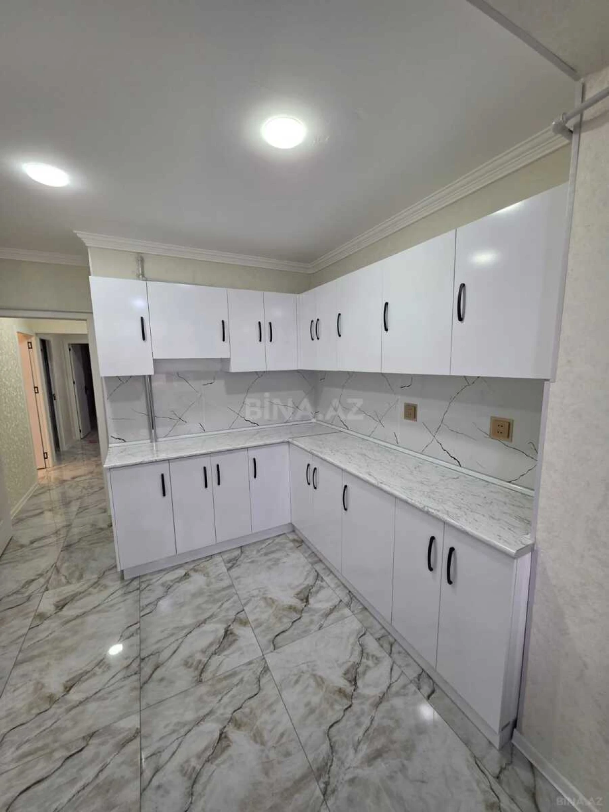 Satılır 3 otaqlı mənzil 80 m²