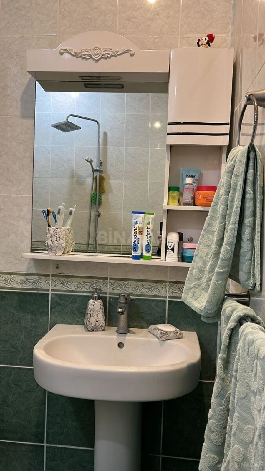 Satılır 2 otaqlı mənzil 67 m²