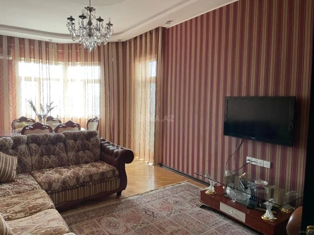 Satılır 2 otaqlı mənzil 72 m²