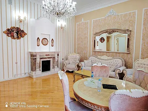 Satılır 3 otaqlı mənzil 100.5 m²