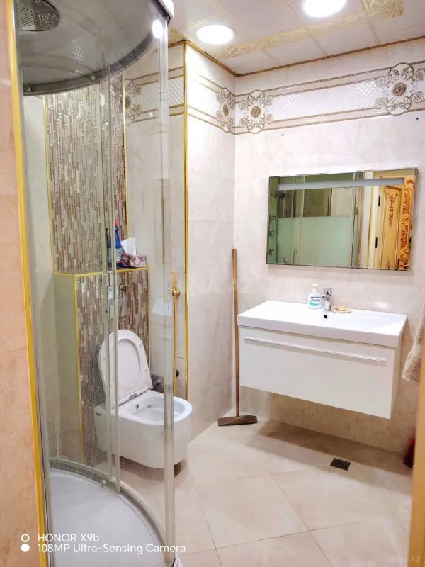 Satılır 3 otaqlı mənzil 100.5 m²