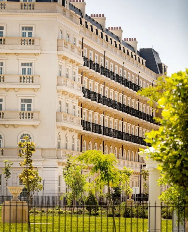 Kirayə verilir 2 otaqlı ofis 52 m²