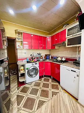 Satılır 5 otaqlı mənzil 120 m²