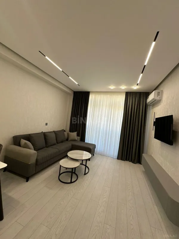 Kirayə verilir 2 otaqlı mənzil 70 m²