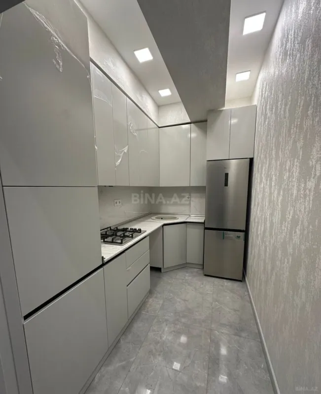 Kirayə verilir 2 otaqlı mənzil 70 m²