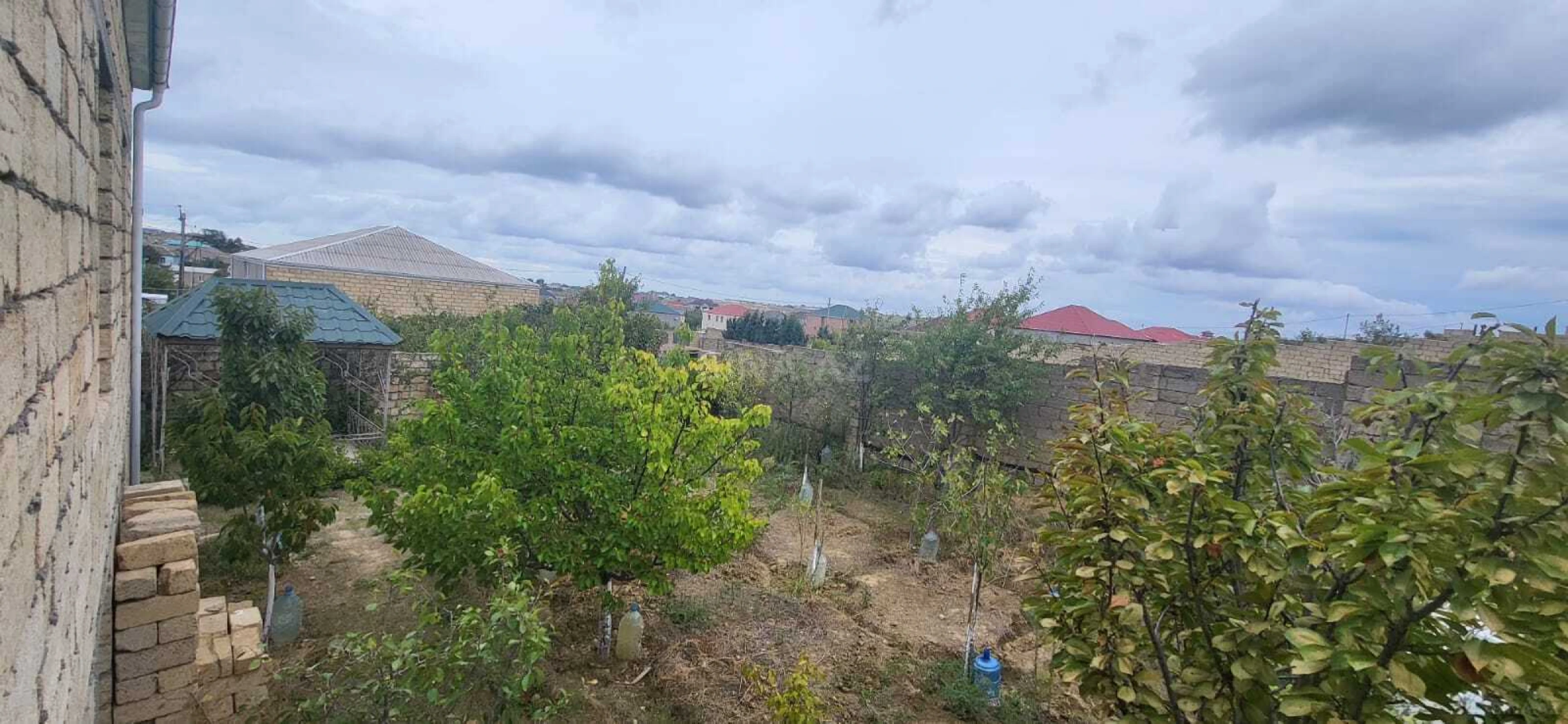 Satılır torpaq sahəsi 2.5 m²