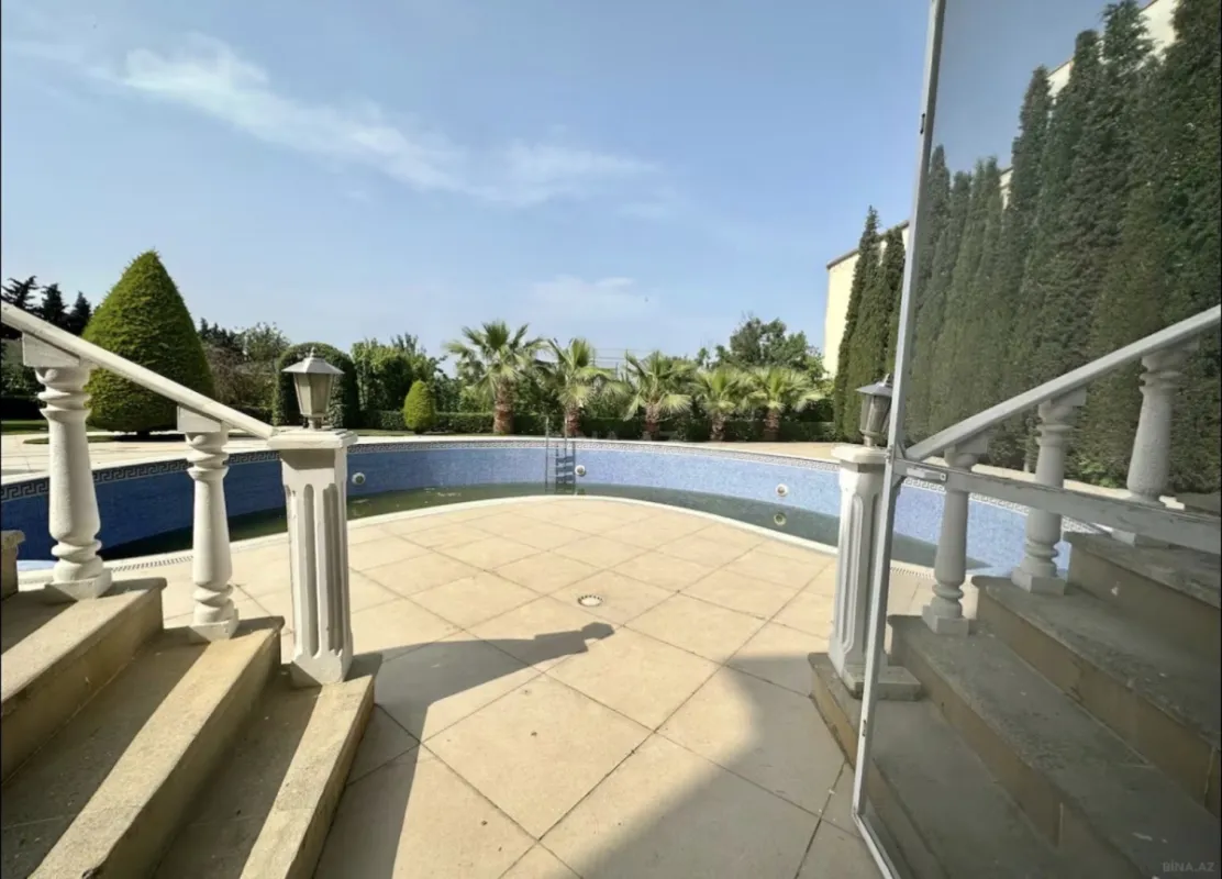 Kirayə verilir 6 otaqlı həyət evi 360 m²