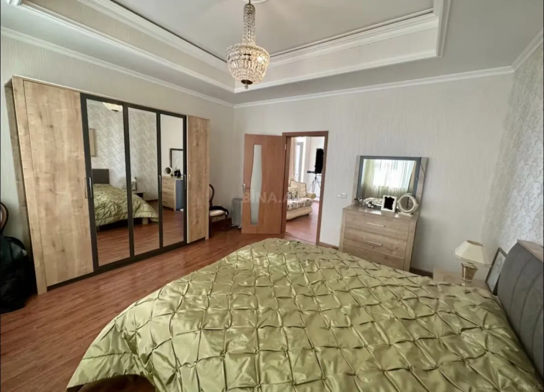 Kirayə verilir 6 otaqlı həyət evi 360 m²
