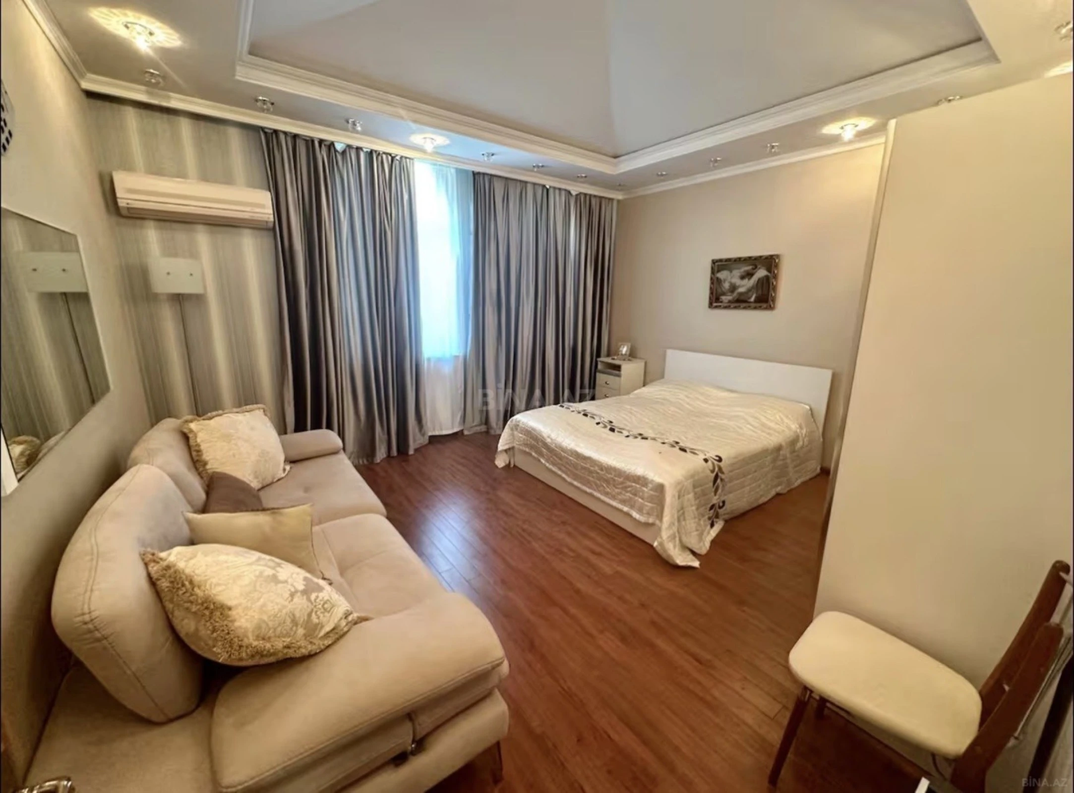 Kirayə verilir 6 otaqlı həyət evi 360 m²