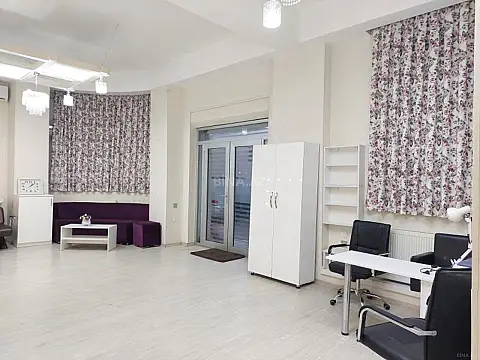 Satılır obyekt 55 m²