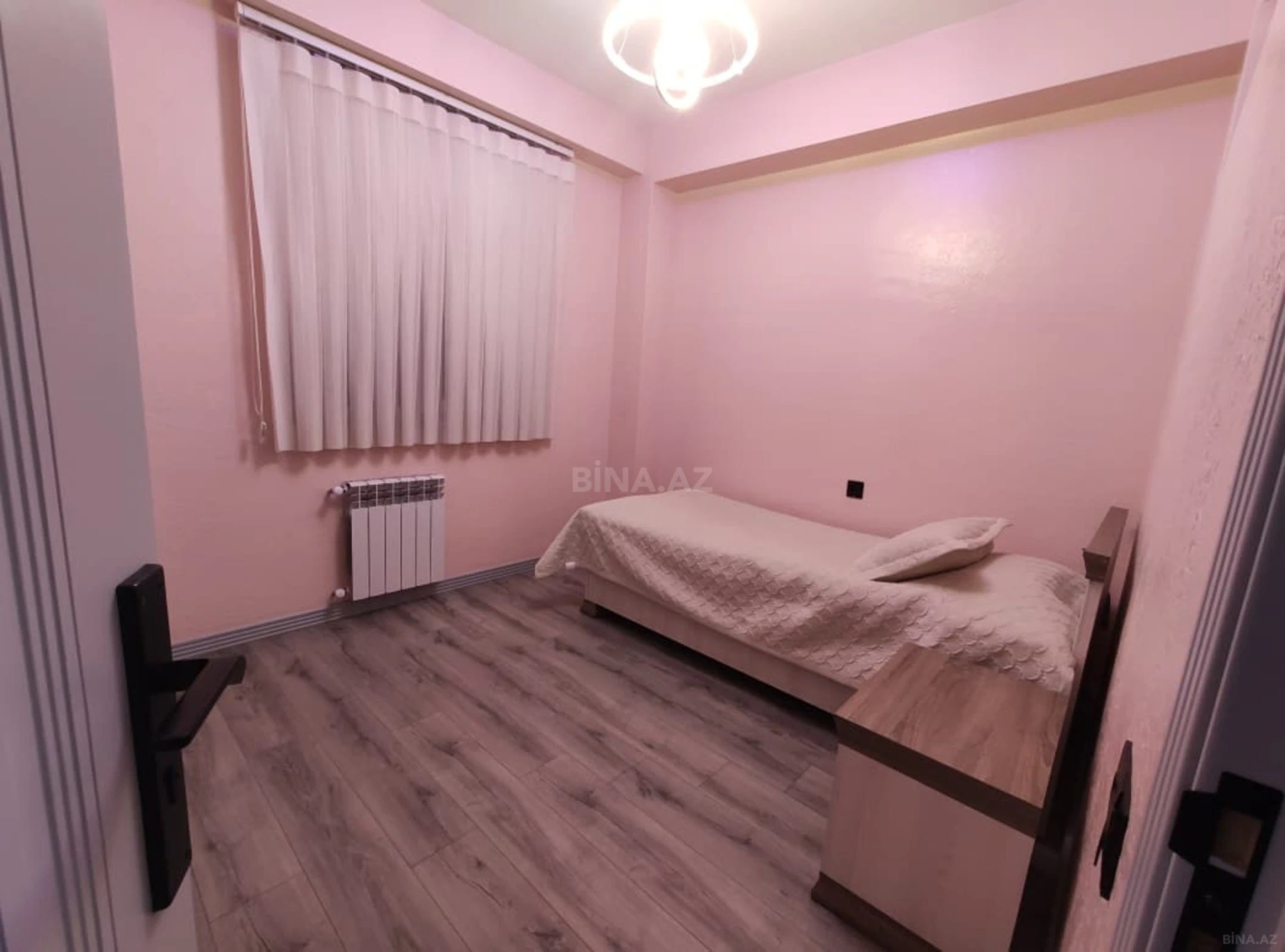 Satılır 4 otaqlı mənzil 100 m²