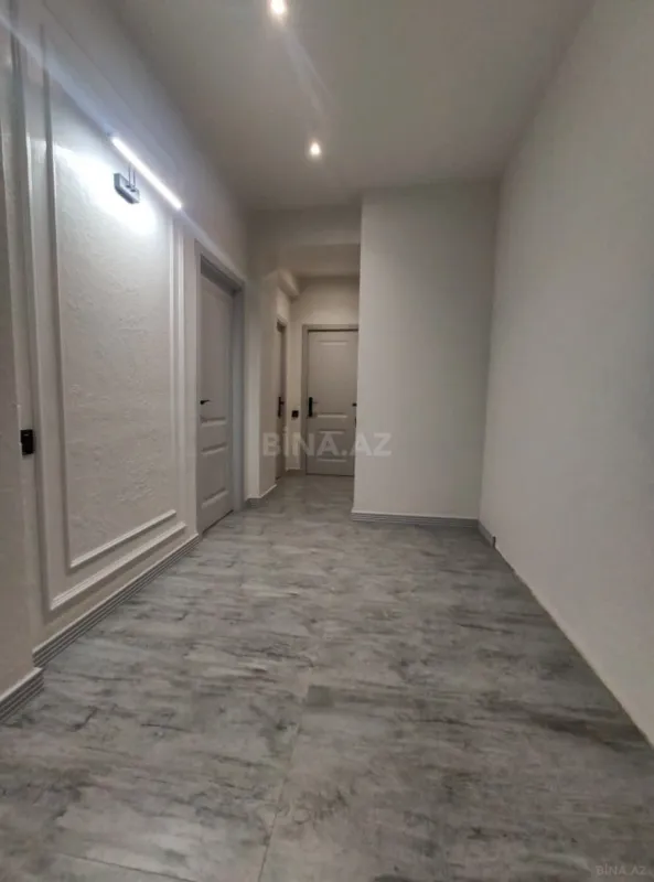 Satılır 4 otaqlı mənzil 100 m²