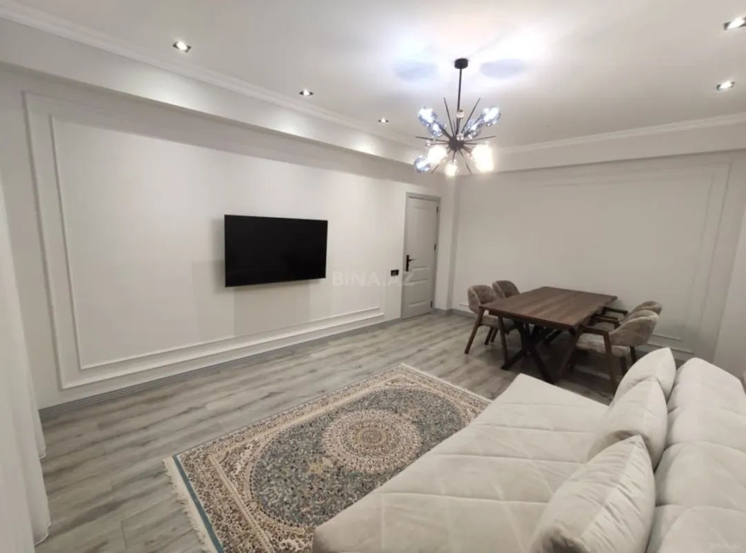 Satılır 4 otaqlı mənzil 100 m²