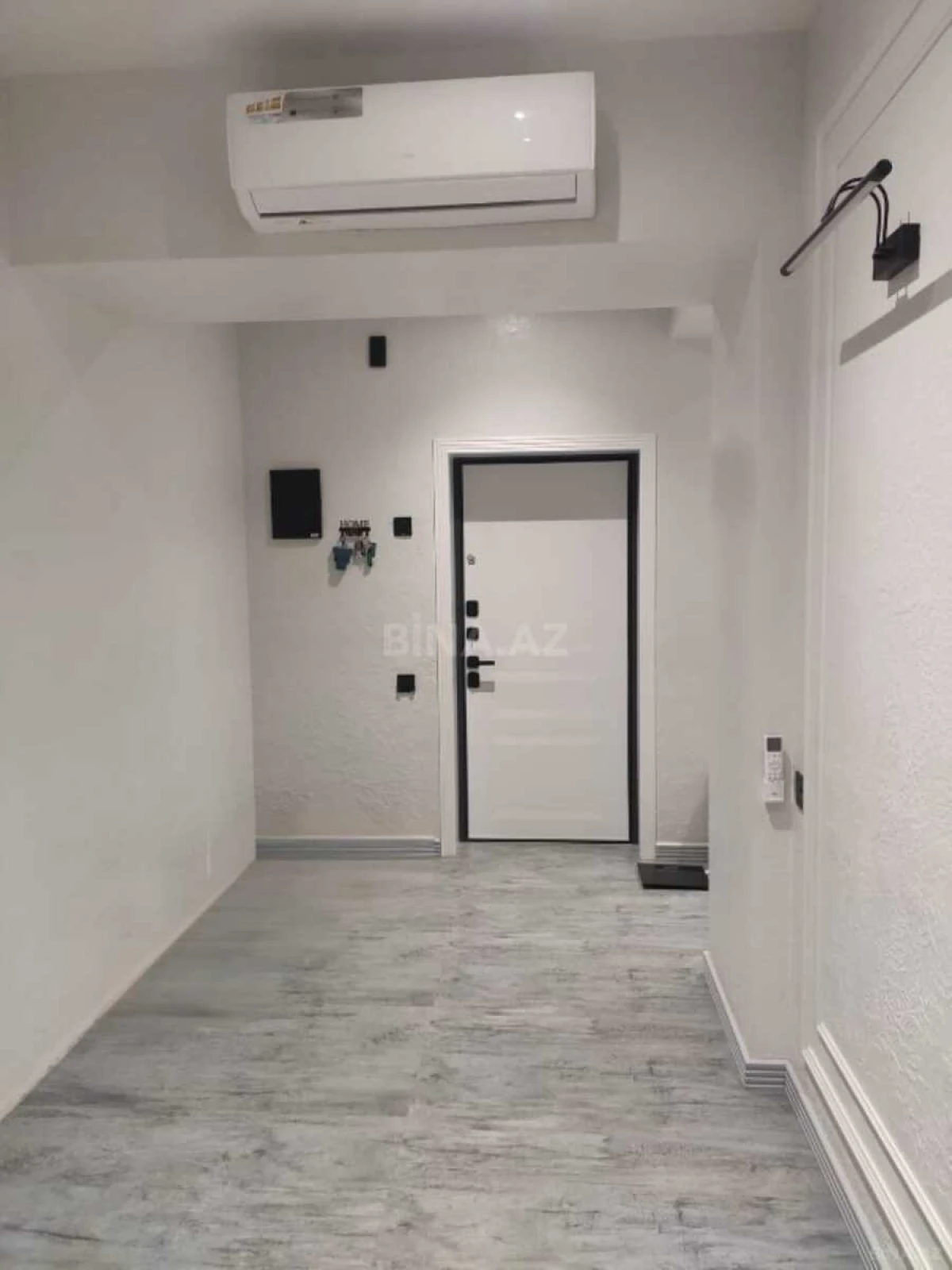 Satılır 4 otaqlı mənzil 100 m²