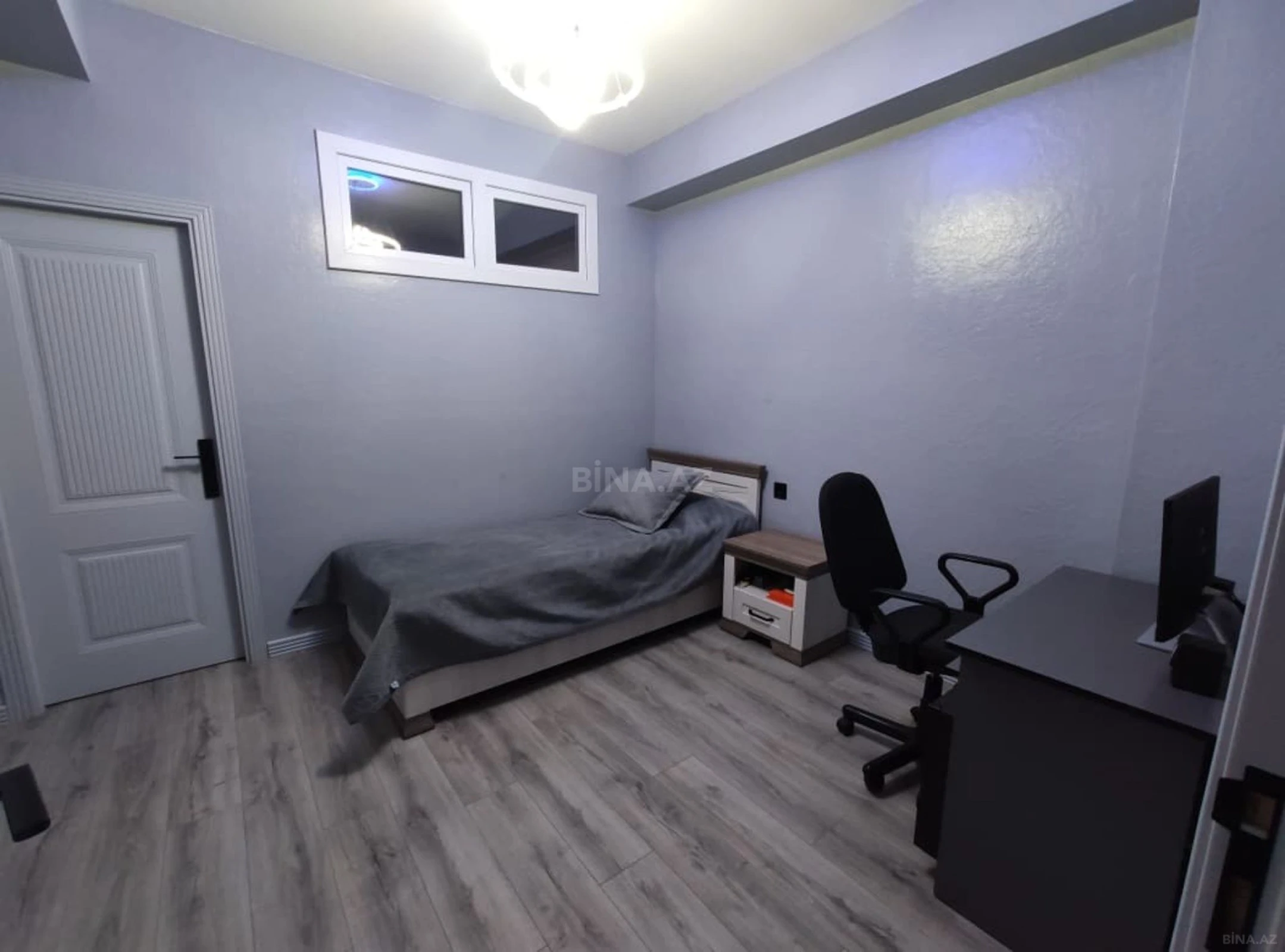 Satılır 4 otaqlı mənzil 100 m²