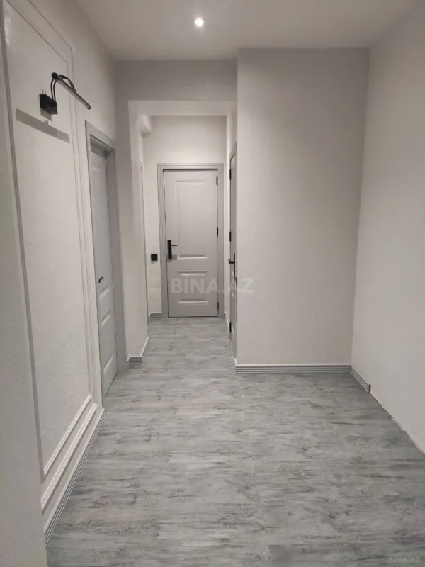 Satılır 4 otaqlı mənzil 100 m²