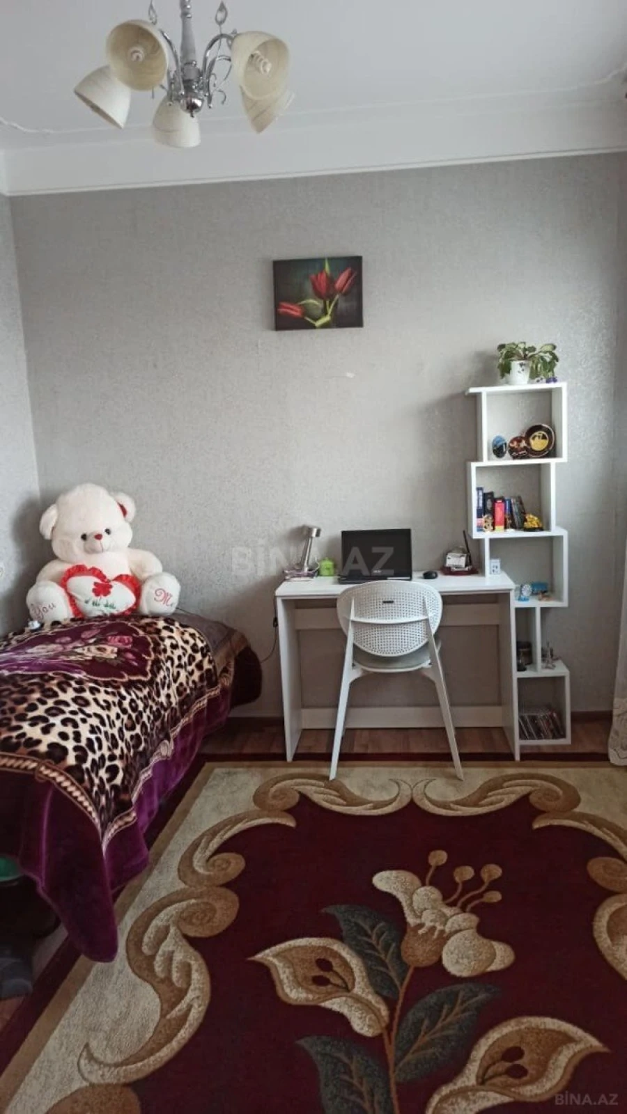 Satılır 5 otaqlı mənzil 125 m²