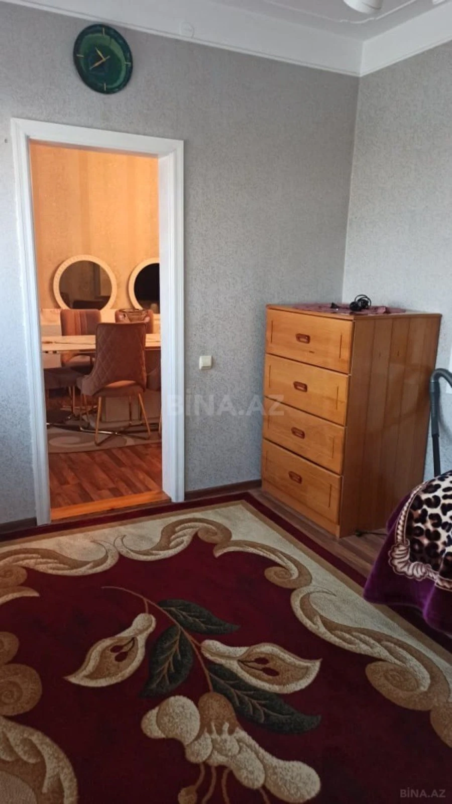 Satılır 5 otaqlı mənzil 125 m²
