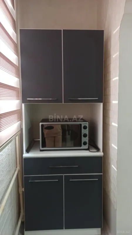Satılır 5 otaqlı mənzil 125 m²