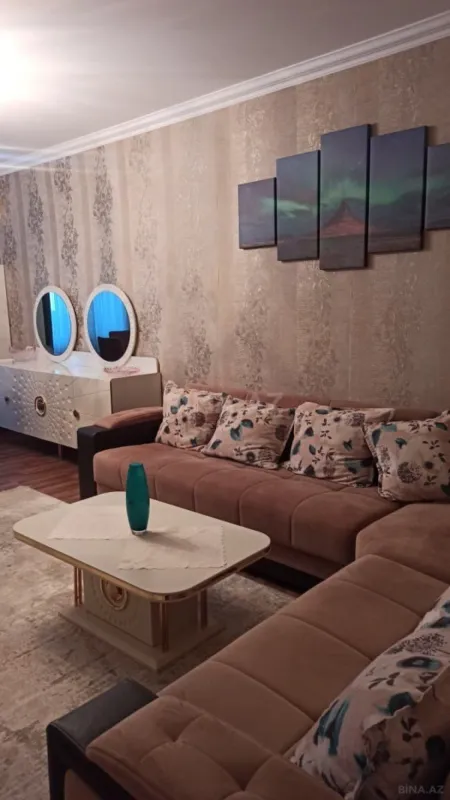 Satılır 5 otaqlı mənzil 125 m²