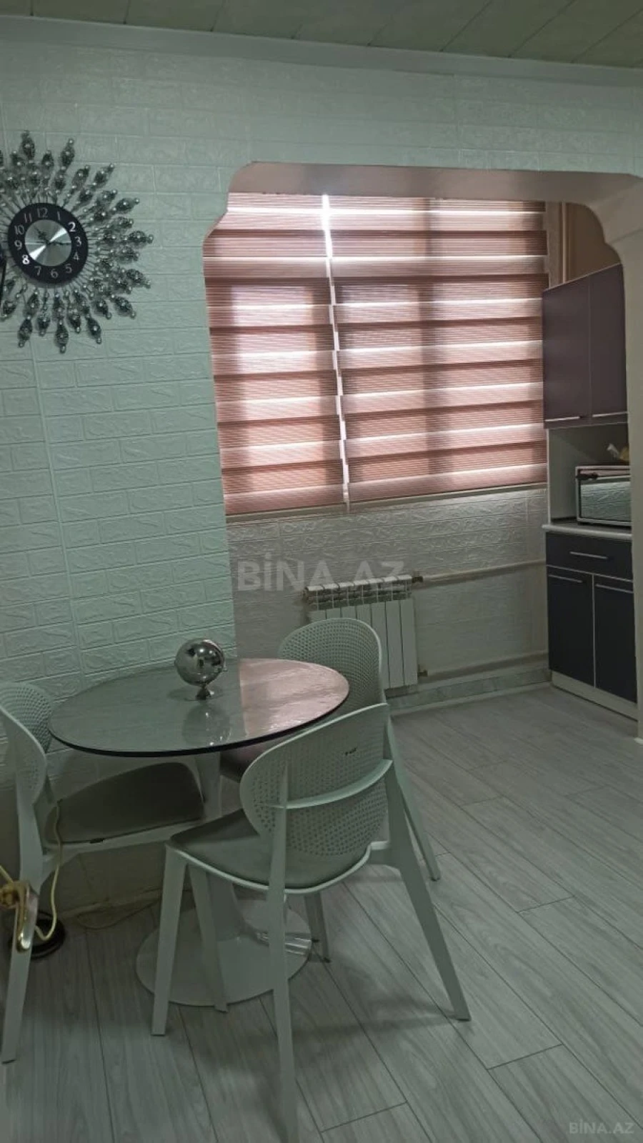 Satılır 5 otaqlı mənzil 125 m²