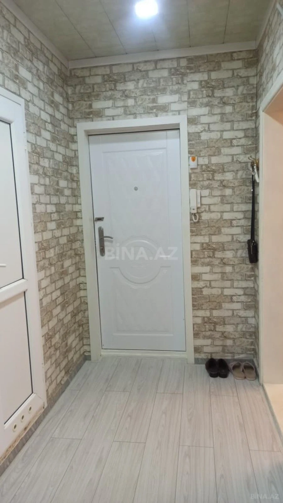 Satılır 5 otaqlı mənzil 125 m²