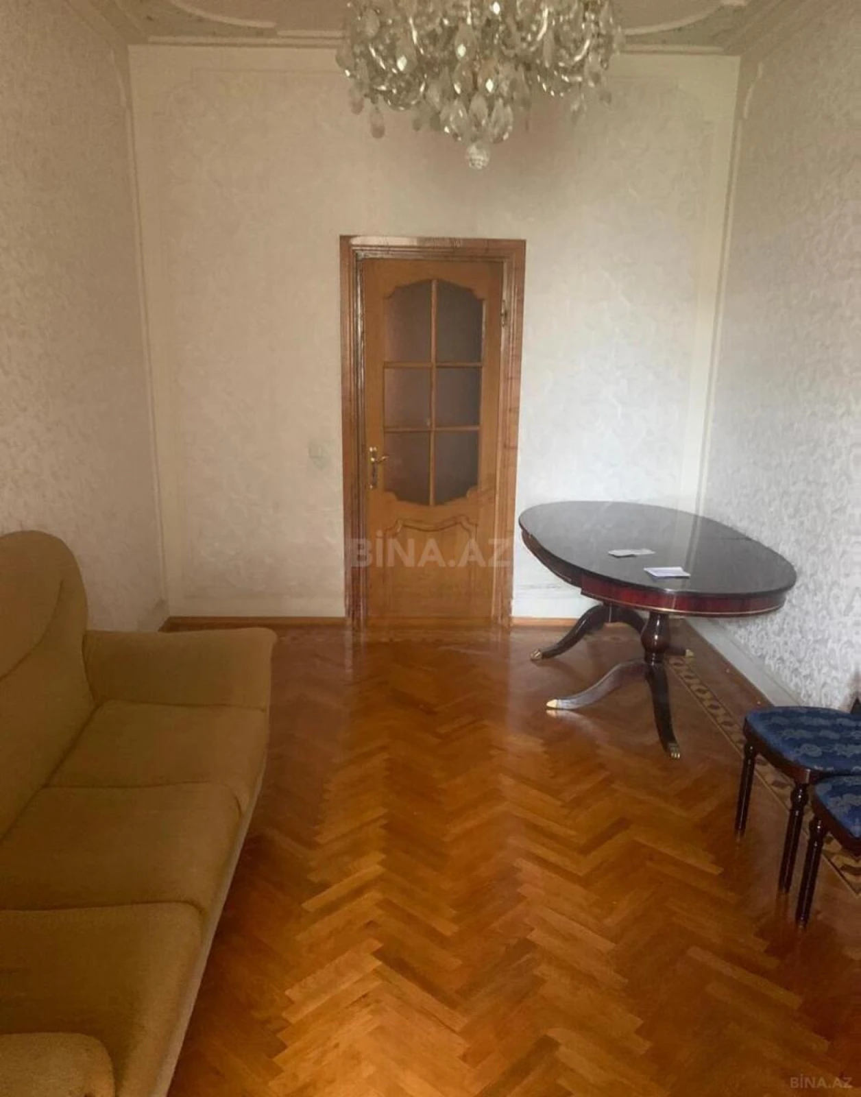 Kirayə verilir 3 otaqlı mənzil 115 m²