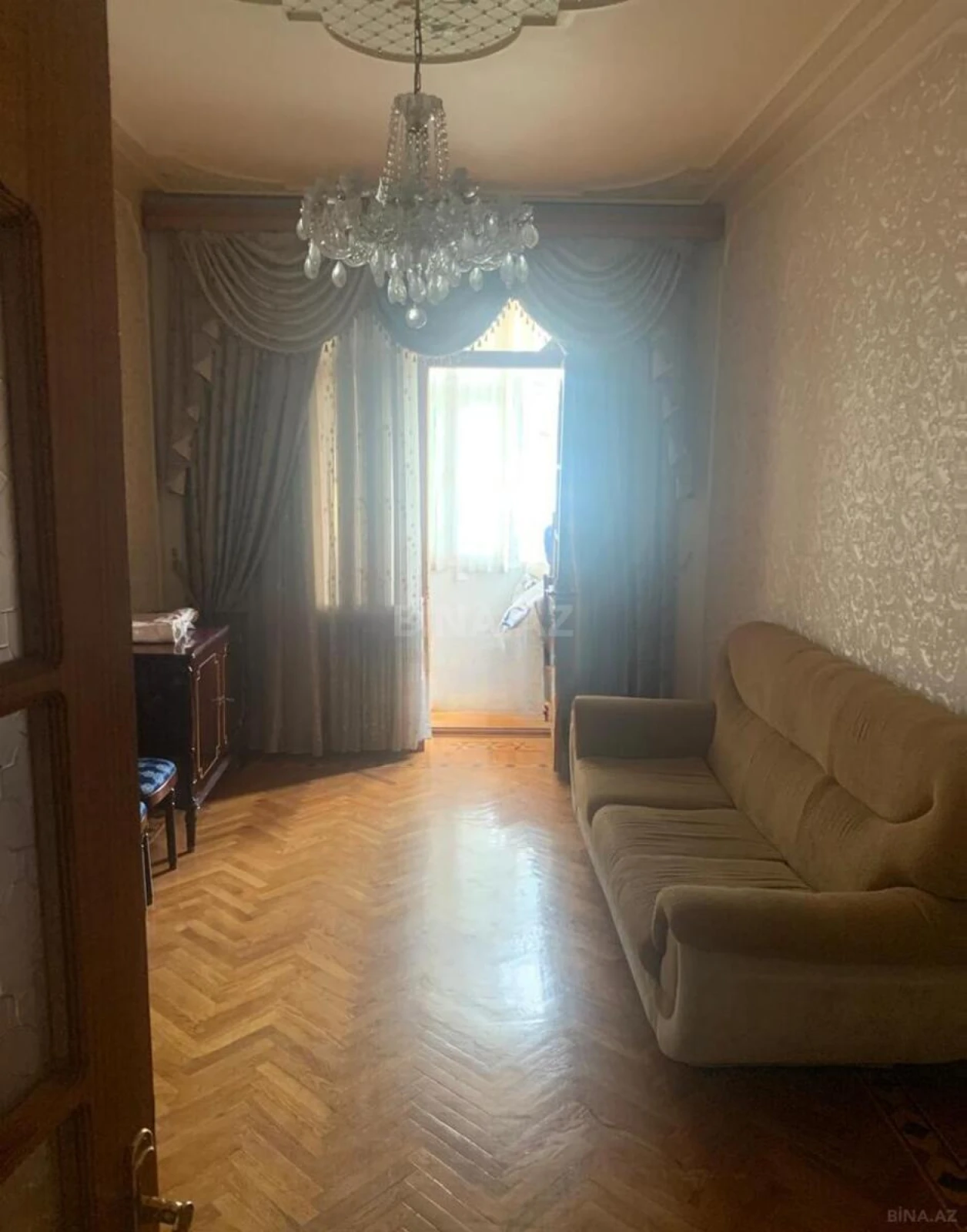 Kirayə verilir 3 otaqlı mənzil 115 m²