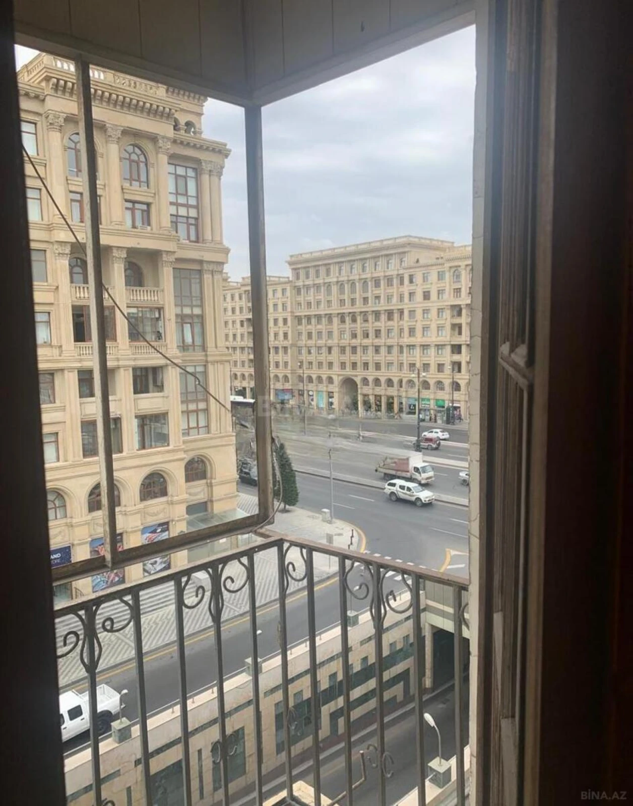 Kirayə verilir 3 otaqlı mənzil 115 m²