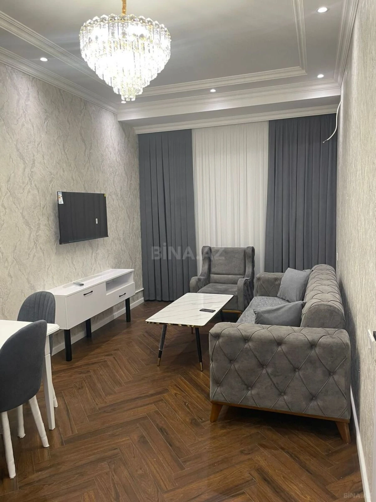 Kirayə verilir 2 otaqlı mənzil 55 m²