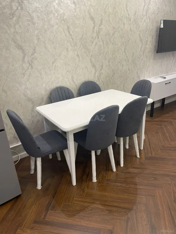 Kirayə verilir 2 otaqlı mənzil 55 m²