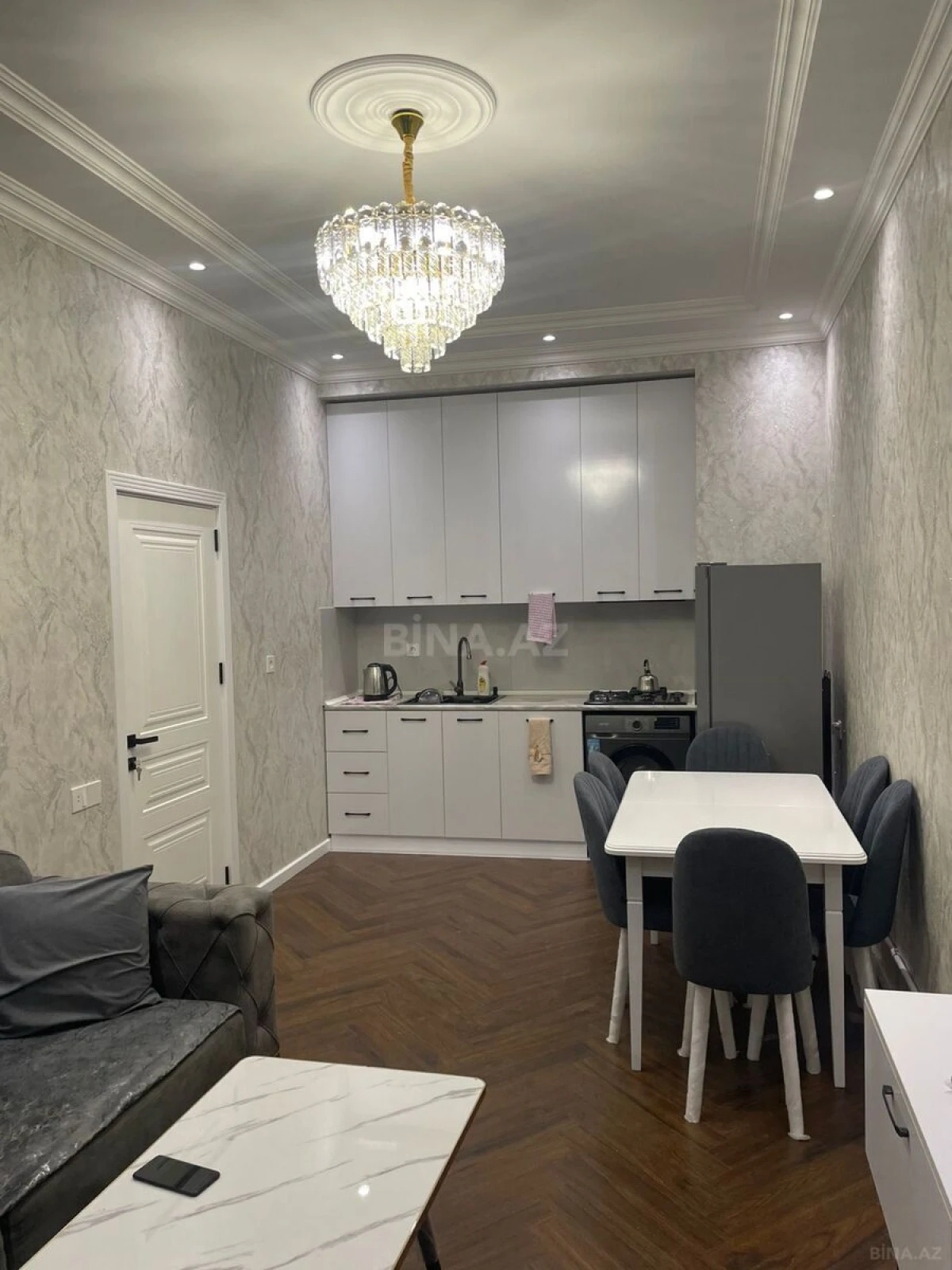Kirayə verilir 2 otaqlı mənzil 55 m²