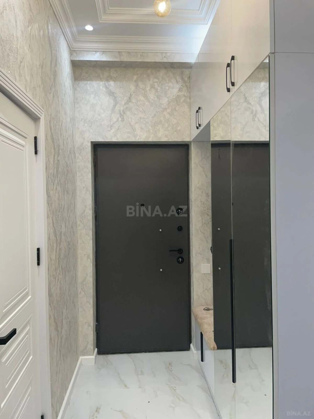 Kirayə verilir 2 otaqlı mənzil 55 m²