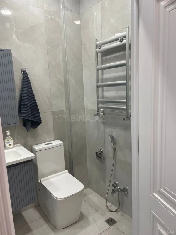 Kirayə verilir 2 otaqlı mənzil 55 m²