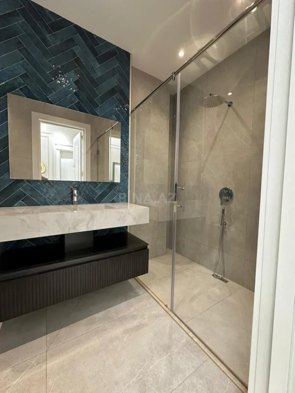 Satılır 3 otaqlı mənzil 110 m²