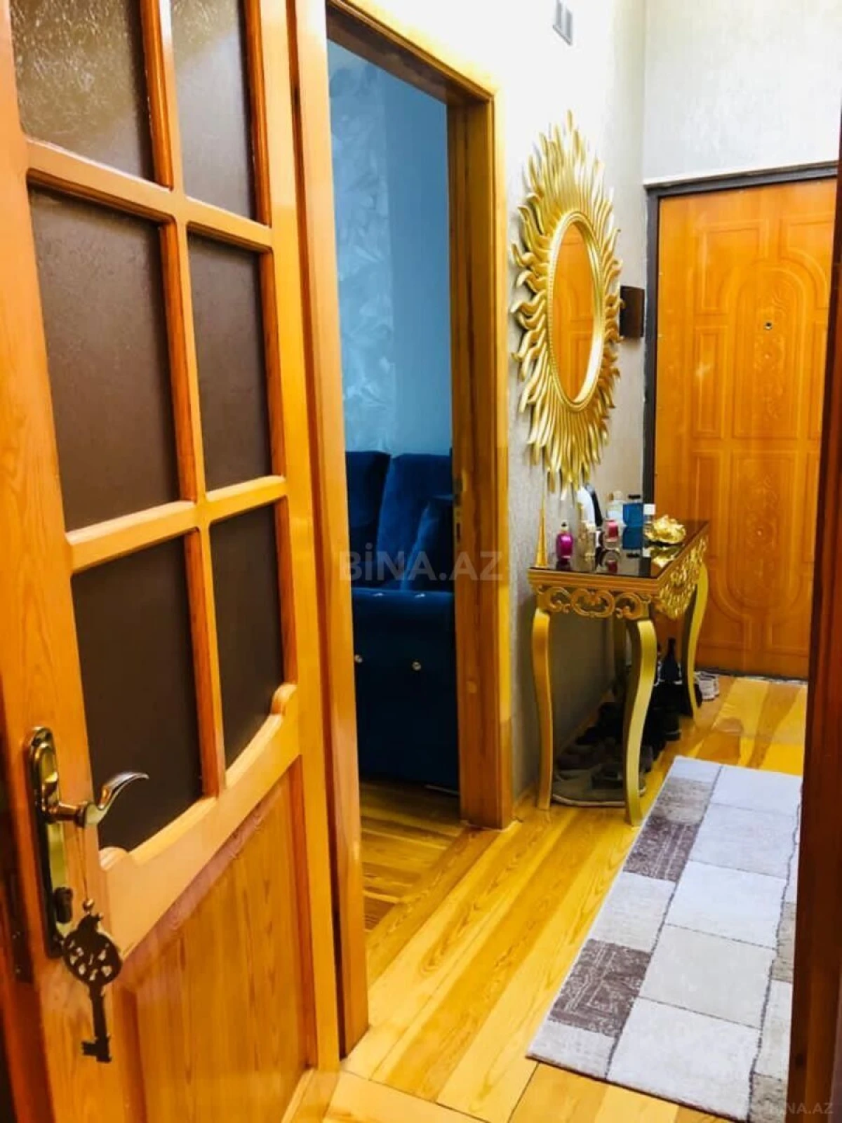 Satılır 5 otaqlı mənzil 125 m²